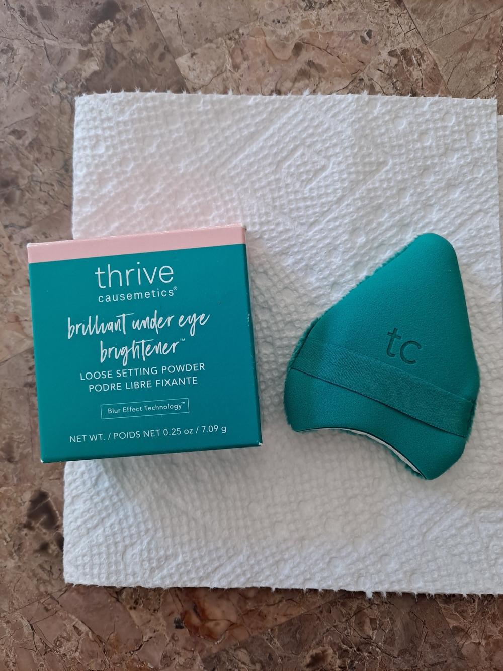 Thrive Causemetics Brilliant Under Eye Brightener with Powder Puff